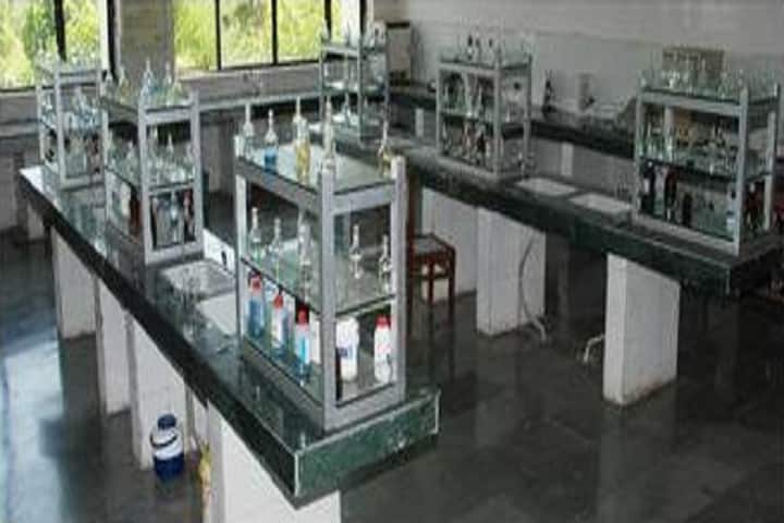 Ch Devi Lal College of Ayurveda campus in Yamuna Nagar, Haryana, India — photo 3