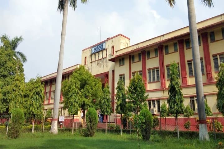 Faculty of Law, Banaras Hindu University, Varanasi campus in Varanasi, Uttar Pradesh, India