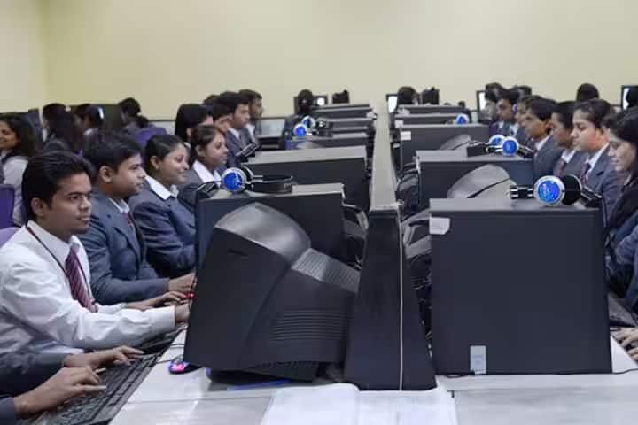 Jaipuria Institute of Management campus in Ghaziabad, Uttar Pradesh, India — photo 4