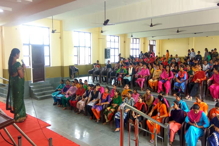 Gurjar Kanya Vidya Mandir campus in Yamuna Nagar, Haryana, India — photo 2