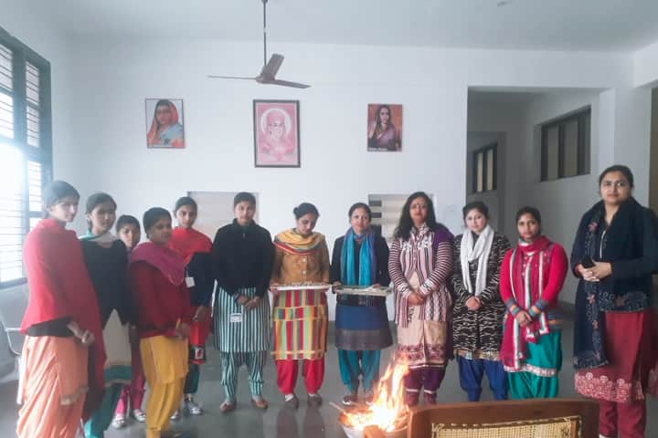 Gurjar Kanya Vidya Mandir campus in Yamuna Nagar, Haryana, India — photo 6
