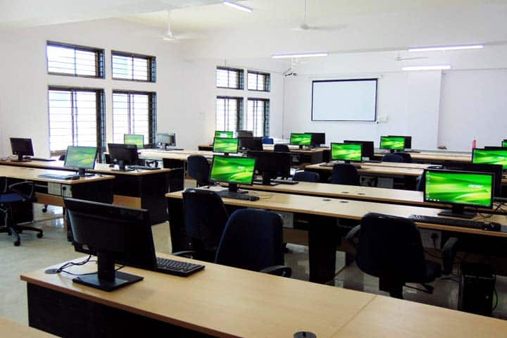 Government MCA College campus in Ahmedabad, Gujarat, India — photo 3