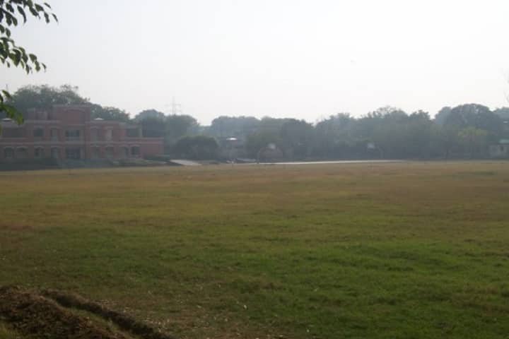 Dhanwantri Ayurveda Nursing College and Hospital campus in Sikar, Rajasthan, India — photo 3