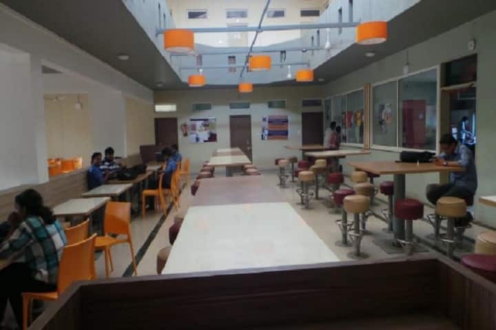 Dr DY Patil School of MCA campus in Pune, Maharashtra, India — photo 2