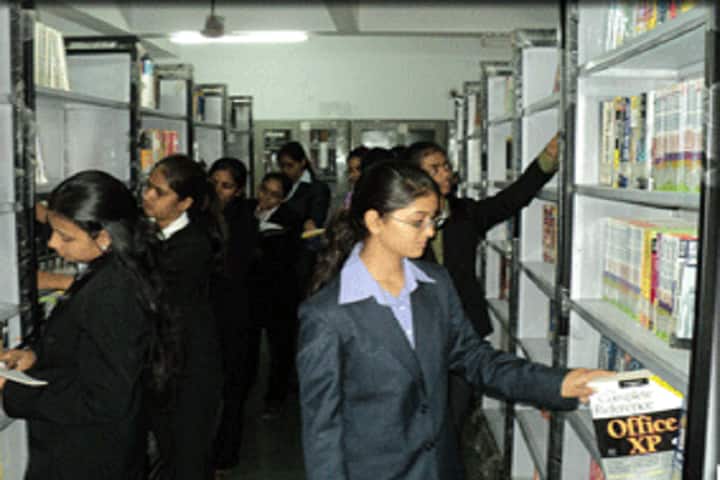 Chaudhari College of Computer Application campus in Gandhinagar, Gujarat, India — photo 5
