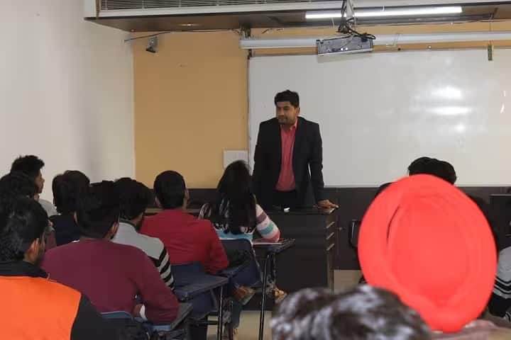 IIMMI Delhi campus in New Delhi, Delhi, India