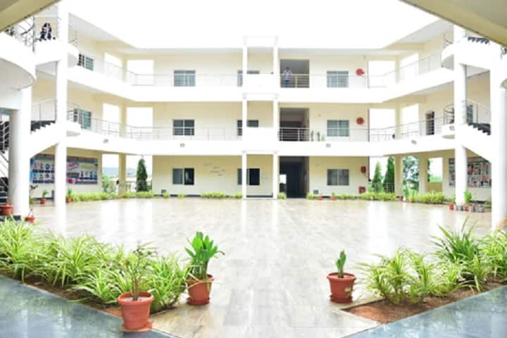 NS Agricultural College campus in Markapur, Andhra Pradesh, India — photo 2