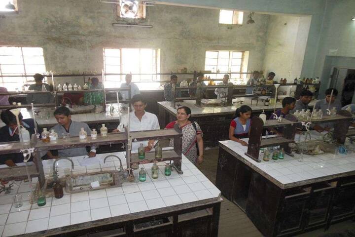 Lal Bahadur Shastri College of Pharmacy campus in Jaipur, Rajasthan, India — photo 4