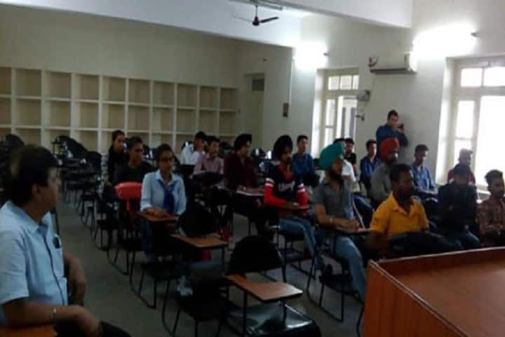 Lala Lajpat Rai Institute of Pharmacy campus in Jalandhar, Punjab, India — photo 1