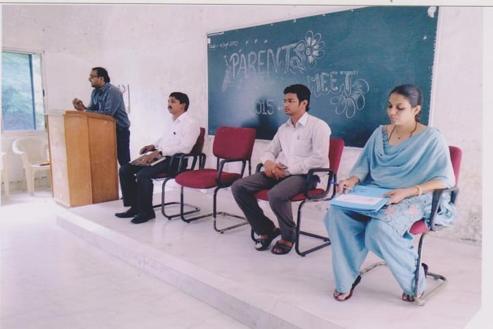 Late Shri Ramraoji Gawande Institute of Pharmacy campus in Akola, Maharashtra, India — photo 2