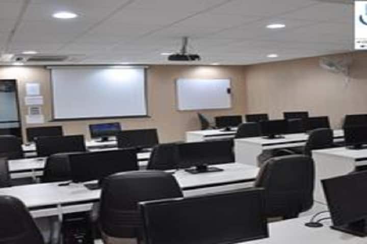University School of Business campus in Chandigarh, India — photo 4