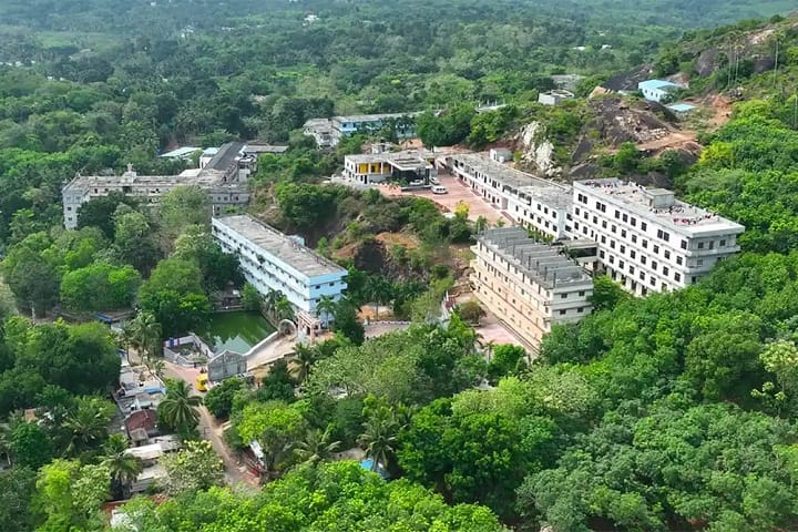 Immanuel Arasar College of Management campus in Kanyakumari, Tamil Nadu, India — photo 2