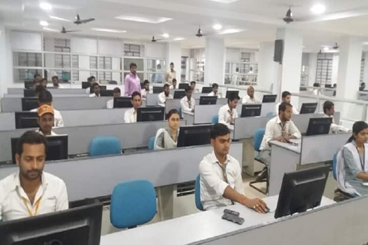RP Sharma Institute of Technology campus in Patna, Bihar, India — photo 2
