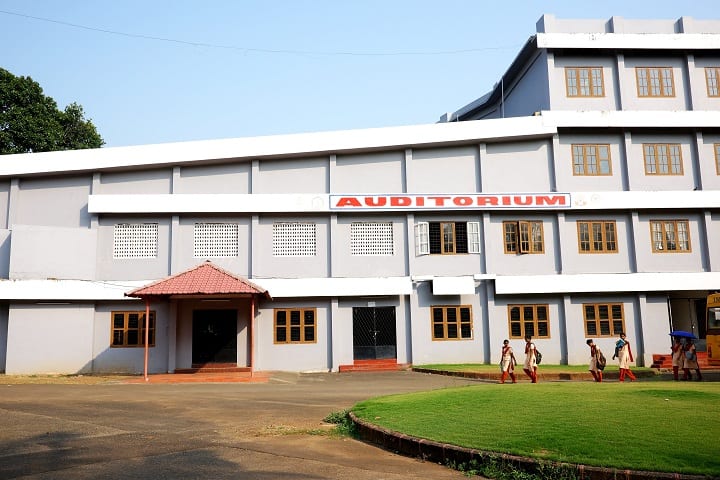 Westfort Institute of Paramedical Sciences campus in Pottore, Kerala, India — photo 2