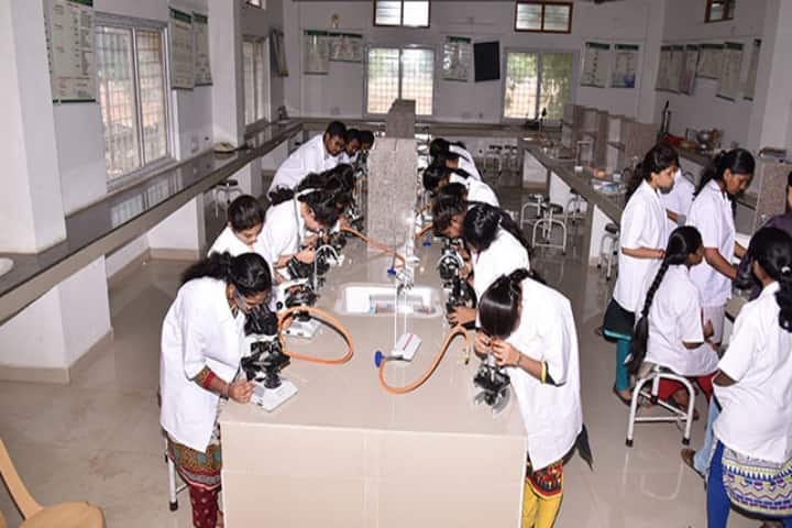 Sri Pathanjali Maharshi Naturopathy and Yoga Medical College campus in Anantapur, Andhra Pradesh, India — photo 3