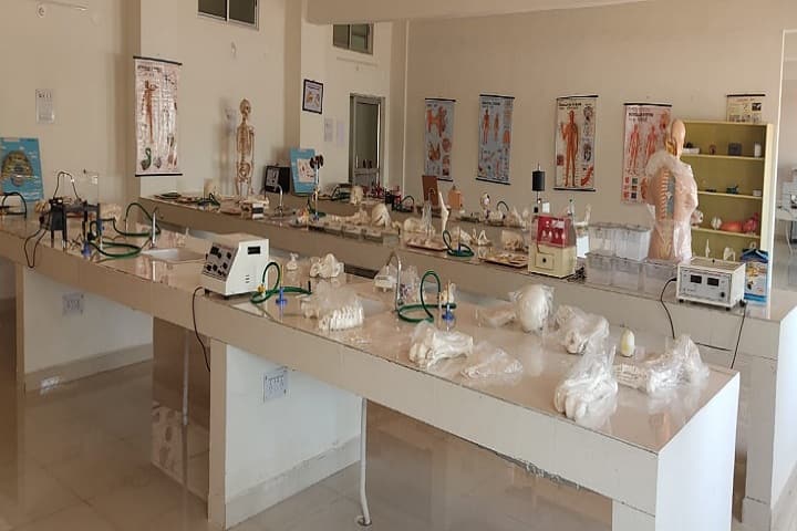 Aviram College of Nursing campus in Chandwa, Jharkhand, India — photo 2