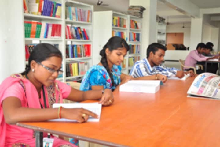 Sri Venkateshwaraa College of Engineering and Technology campus in Puducherry, India — photo 4