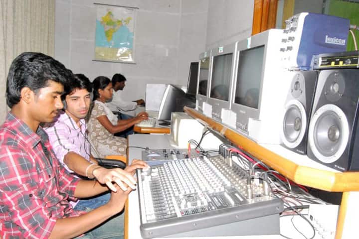 Sri Siddhartha Center for Media Studies campus in Tumkur, Karnataka, India — photo 5