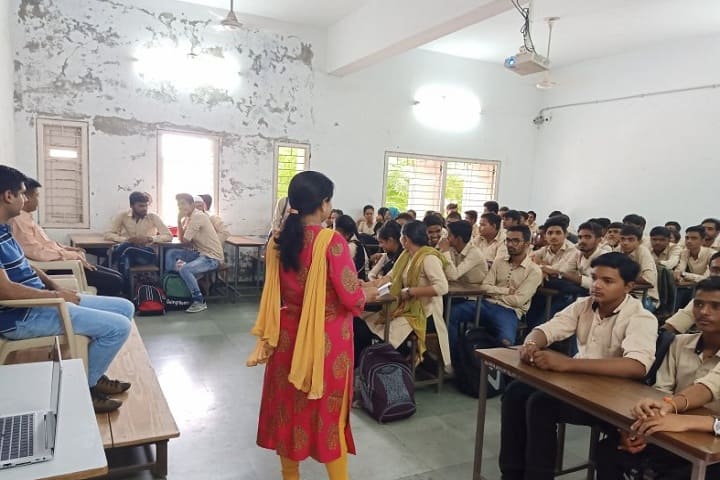Smt Bhanumatiben Kantilal Mehta IT Centre campus in Palanpur, Gujarat, India — photo 2