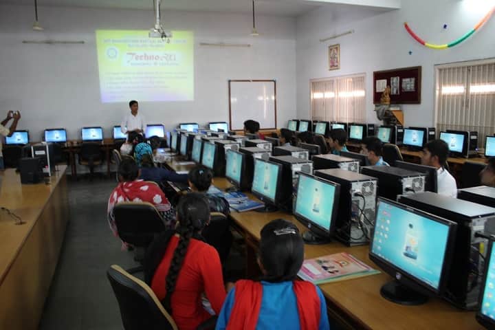 Smt Bhanumatiben Kantilal Mehta IT Centre campus in Palanpur, Gujarat, India — photo 3