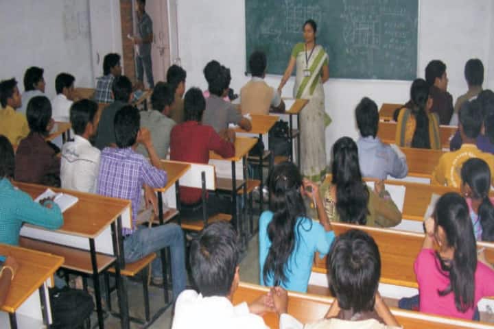Jabalpur College of Computers and Communication campus in Jabalpur, Madhya Pradesh, India — photo 2
