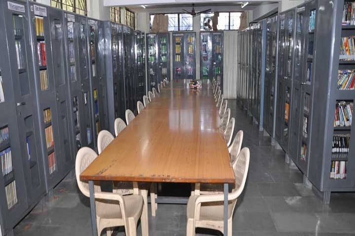 Shri RGP Gujarati Professional Institute campus in Indore, Madhya Pradesh, India — photo 5