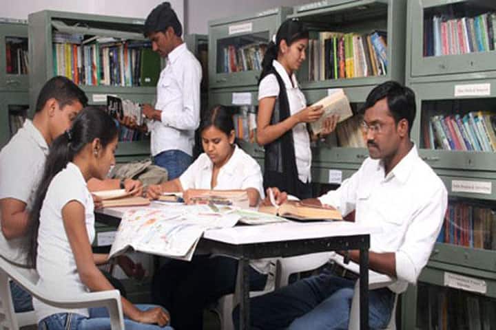 MGM College of Journalism and Mass Communication campus in Aurangabad, Maharashtra, India — photo 4