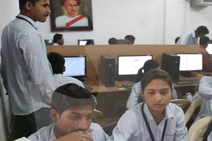MGM College of Journalism and Mass Communication campus in Aurangabad, Maharashtra, India — photo 6