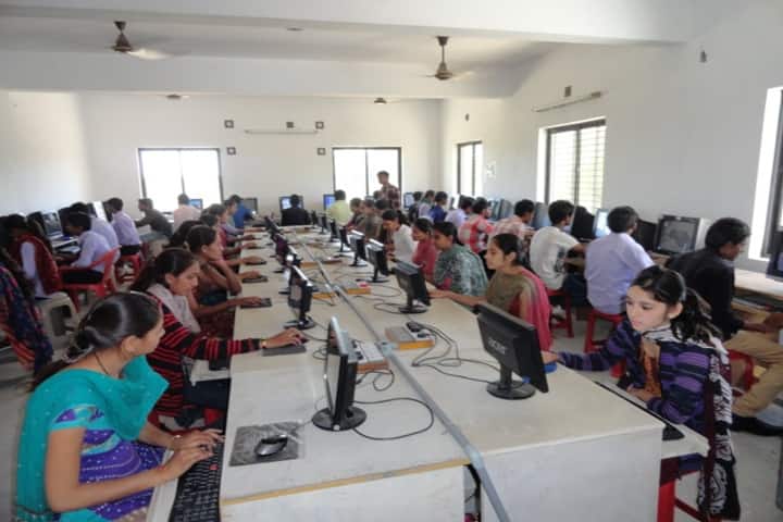 Shraddha BCA College campus in Bayad, Gujarat, India — photo 2