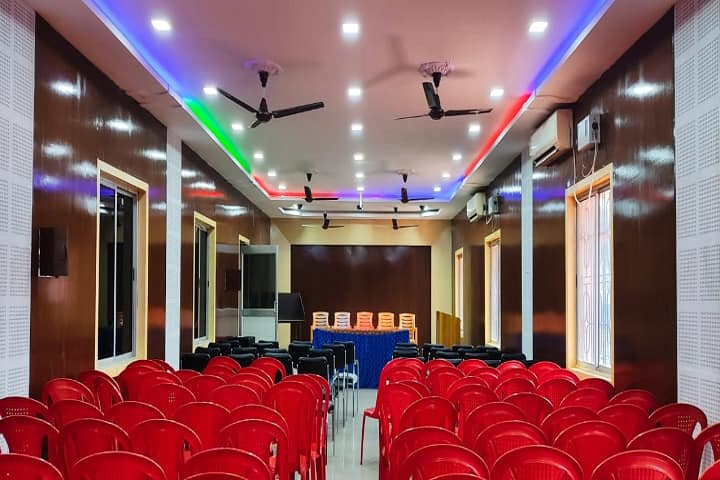Utkalmani Homoeopathic Medical College and Hospital campus in Rourkela, Odisha, India — photo 3