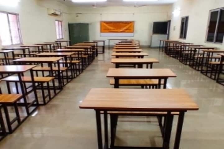 Utkalmani Homoeopathic Medical College and Hospital campus in Rourkela, Odisha, India — photo 4