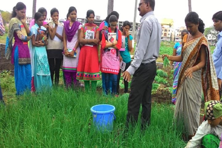 HH Sri Sri Murlidhara Swamiji College of Agriculture campus in Malegaon, Maharashtra, India — photo 3