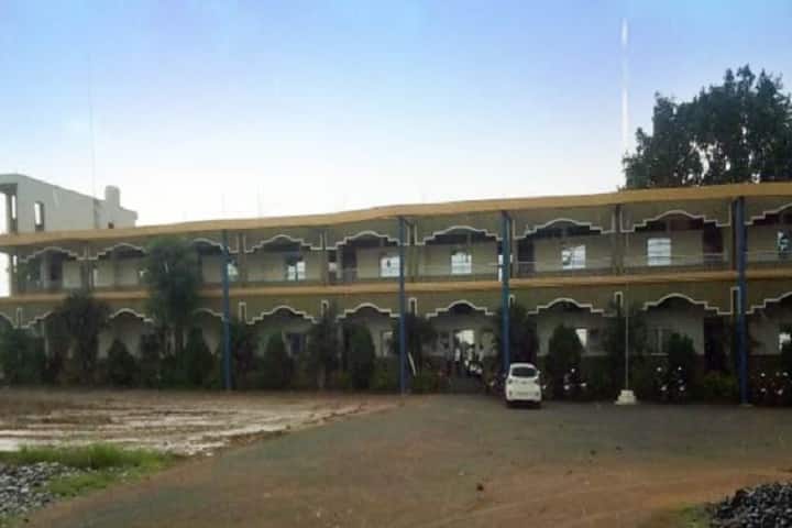 Manoharbhai Patel College of Agriculture campus in Gondia, Maharashtra, India — photo 3