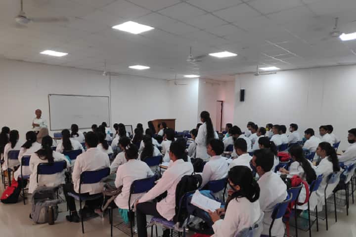 National Homoeopathic Medical College and Hospital campus in Lucknow, Uttar Pradesh, India — photo 6