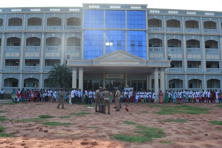 Sri Sairam Siddha Medical College and Research Centre campus in Chennai, Tamil Nadu, India — photo 1