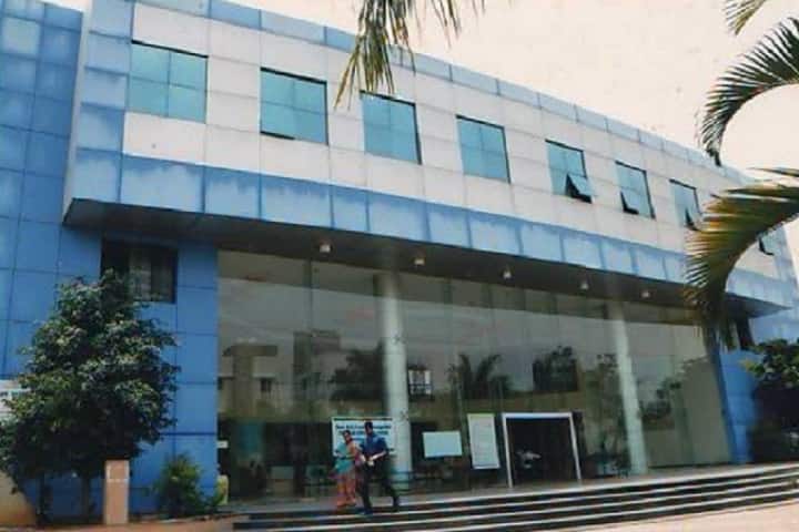 Hon RR Patil College of Homoeopathy and Hospital campus in Sangli, Maharashtra, India — photo 1