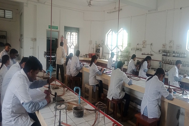 Nagpur College of Pharmacy campus in Nagpur, Maharashtra, India — photo 1