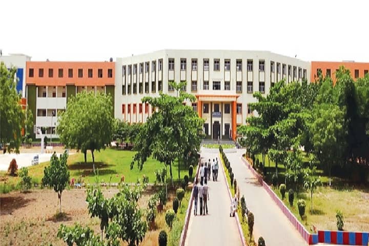 Nalanda Institute of Pharmaceutical Sciences campus in Guntur, Andhra Pradesh, India — photo 1