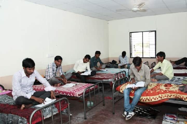 Nalanda Institute of Pharmaceutical Sciences campus in Guntur, Andhra Pradesh, India — photo 4
