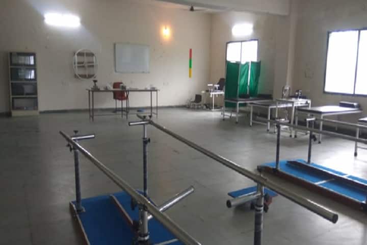 Pruthviraj Deshmukh College of Physiotherapy campus in Yavatmal, Maharashtra, India — photo 4