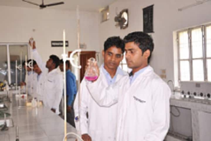 Nandini Nagar Mahavidyalaya College of Pharmacy campus in Gonda, Uttar Pradesh, India — photo 3