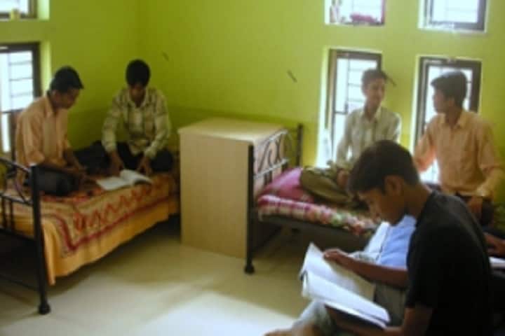 Nashik Gramin Shikshan Prasarak Mandal's College of Pharmacy campus in Nashik, Maharashtra, India — photo 2