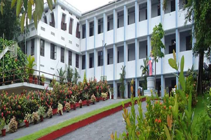 Nirmala College Muvattupuzha campus in Ernakulam, Kerala, India — photo 3
