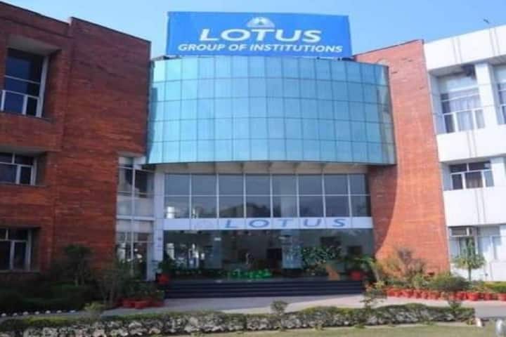 Lotus Institute of Pharmacy campus in Bareilly, Uttar Pradesh, India — photo 1