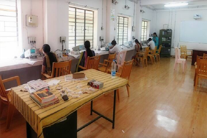 Government College campus in Kozhikode, Kerala, India — photo 5