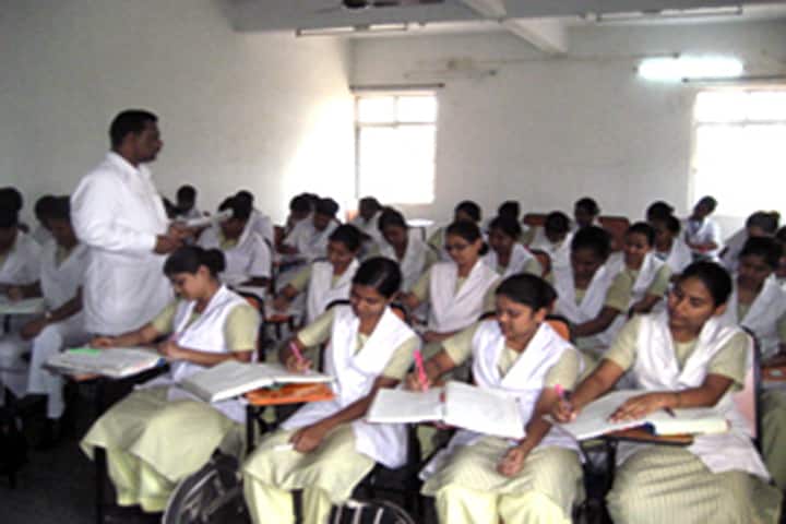 Wanless College of Nursing campus in Miraj, Maharashtra, India — photo 2