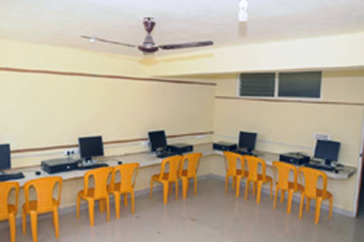 Vivekananda School and College of Nursing campus in Chitradurga, Karnataka, India — photo 4
