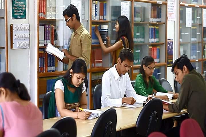 LJ Institute of Computer Applications campus in Ahmedabad, Gujarat, India — photo 6