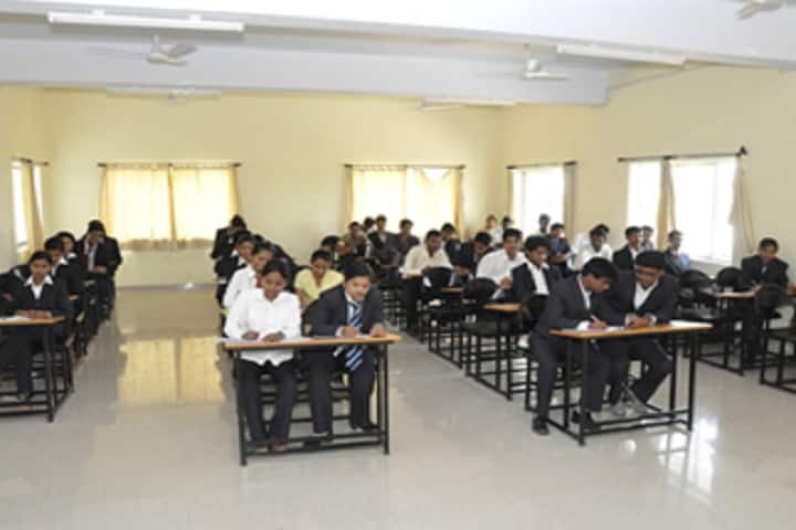 Krishna Institute of Computer Application and Management campus in Wathar, Maharashtra, India — photo 2