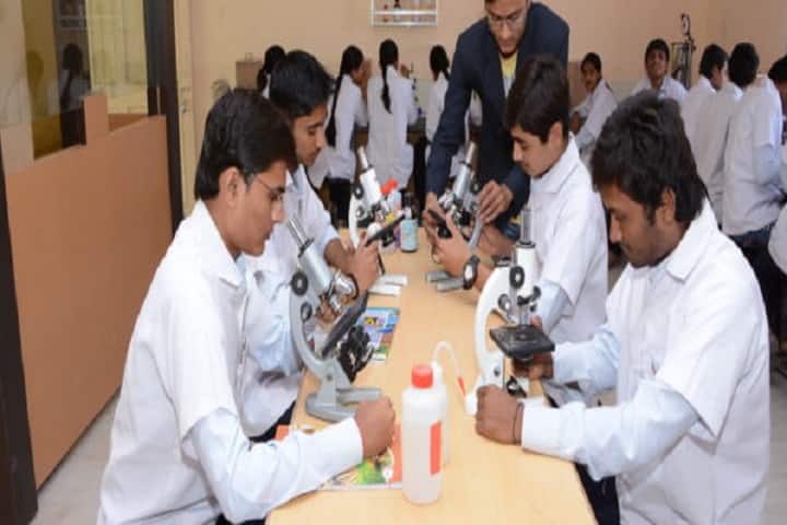Shree BG Garaiya Homeopathic Medical College campus in Rajkot, Gujarat, India — photo 5